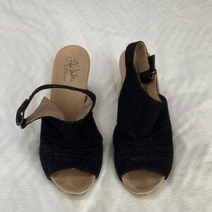 Life Stride Black Wedge Sandals